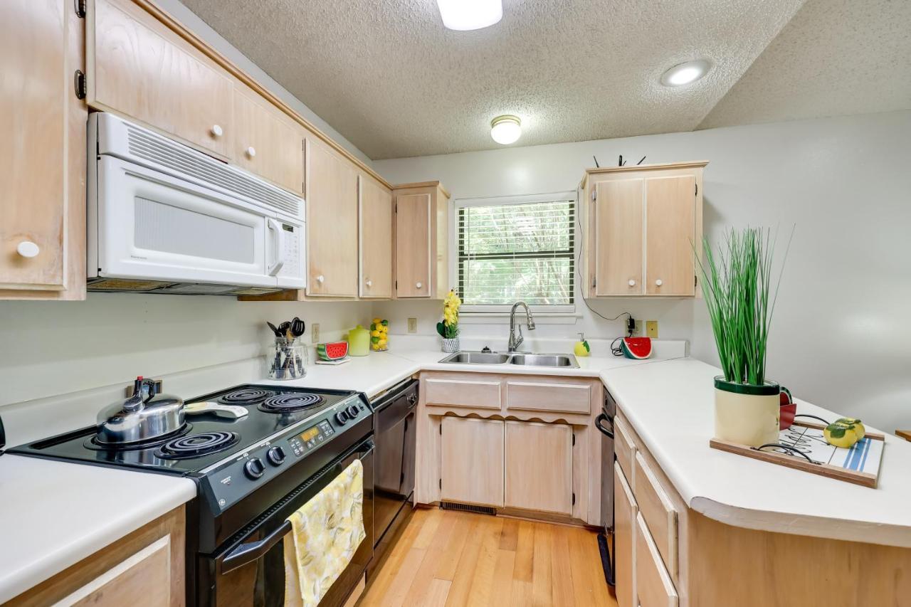 Lakefront Hot Springs Home With Furnished Deck! ภายนอก รูปภาพ